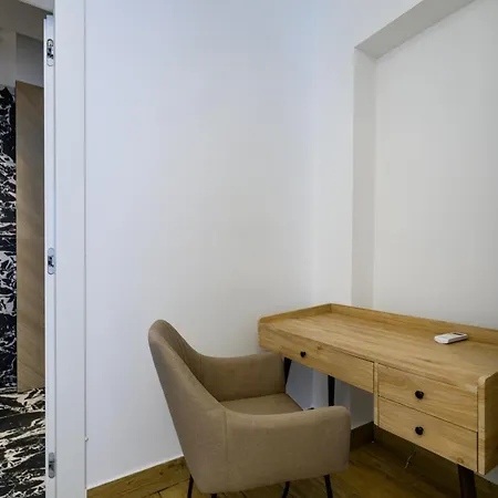 Hotel apartamentowy High-end - Terrace Views