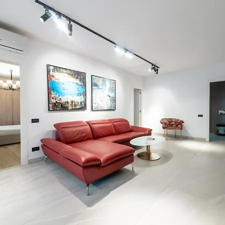 High-end - Terrace Views 3*