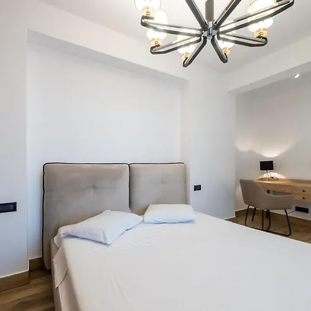 High-end - Terrace Views 3* Bukareszt