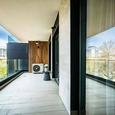 Hotel apartamentowy High-end - Terrace Views