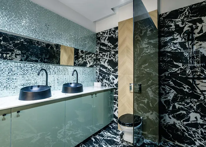 High-end - Terrace Views 4*