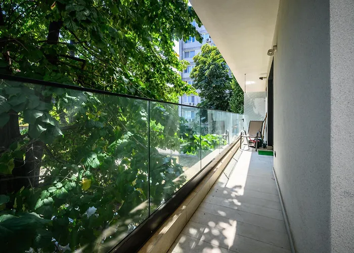 High-end - Terrace Views