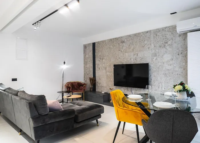 High-end - Terrace Views