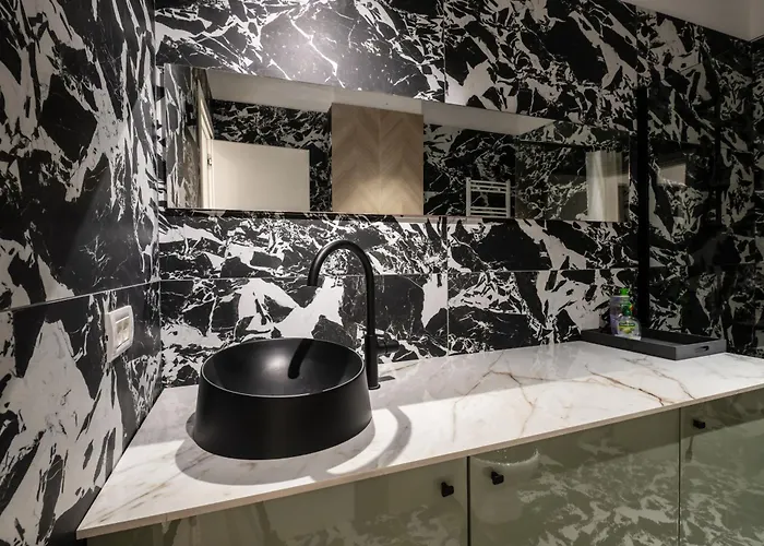 High-end - Terrace Views