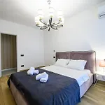 High-end - Terrace Views 3*