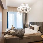 Aparthotel High-end - Terrace Views Bukurešť