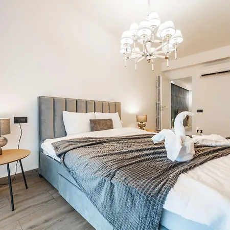 High-end - Terrace Views